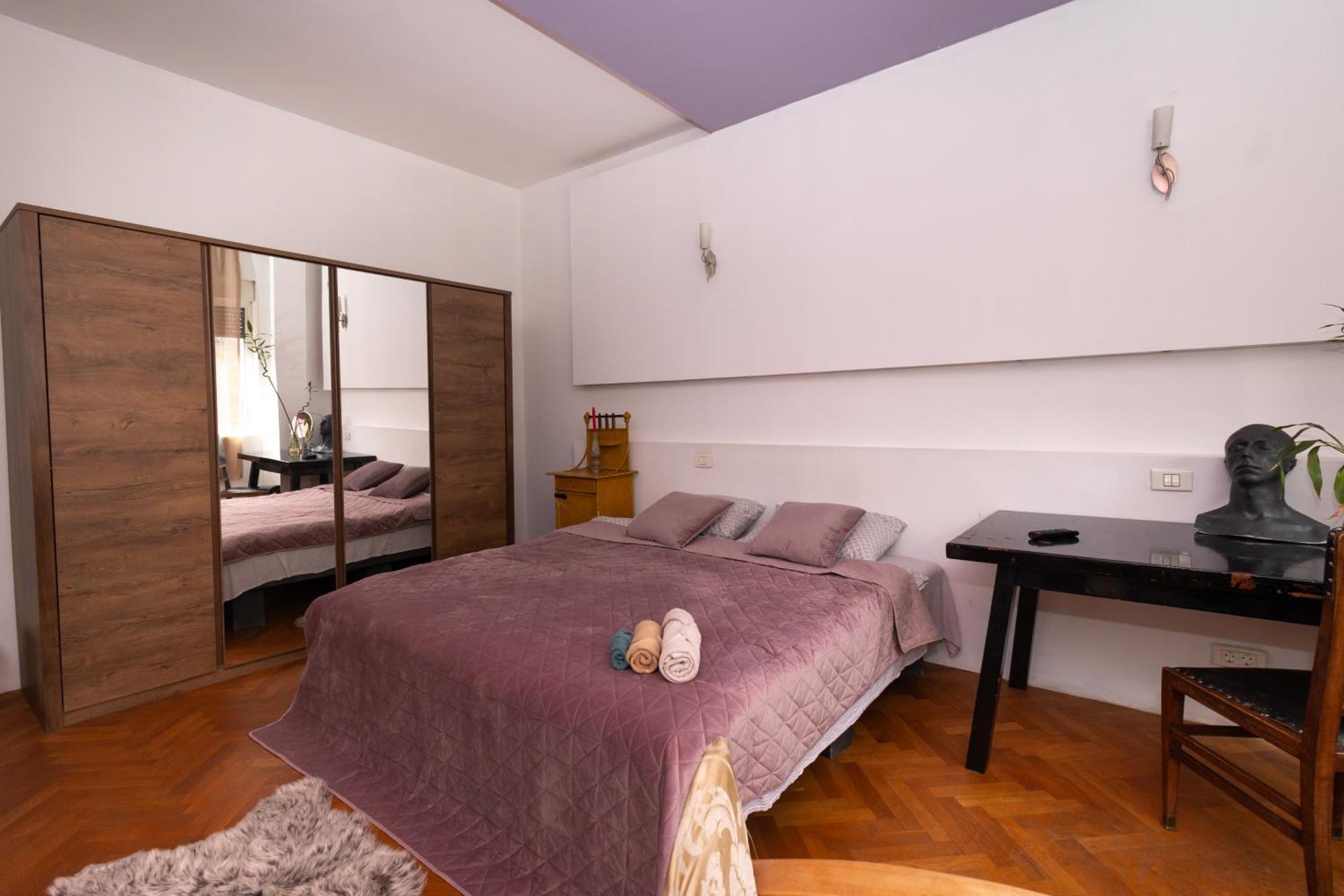 Shared Retro Vintage Luxury Apartment Bukarest Eksteriør billede