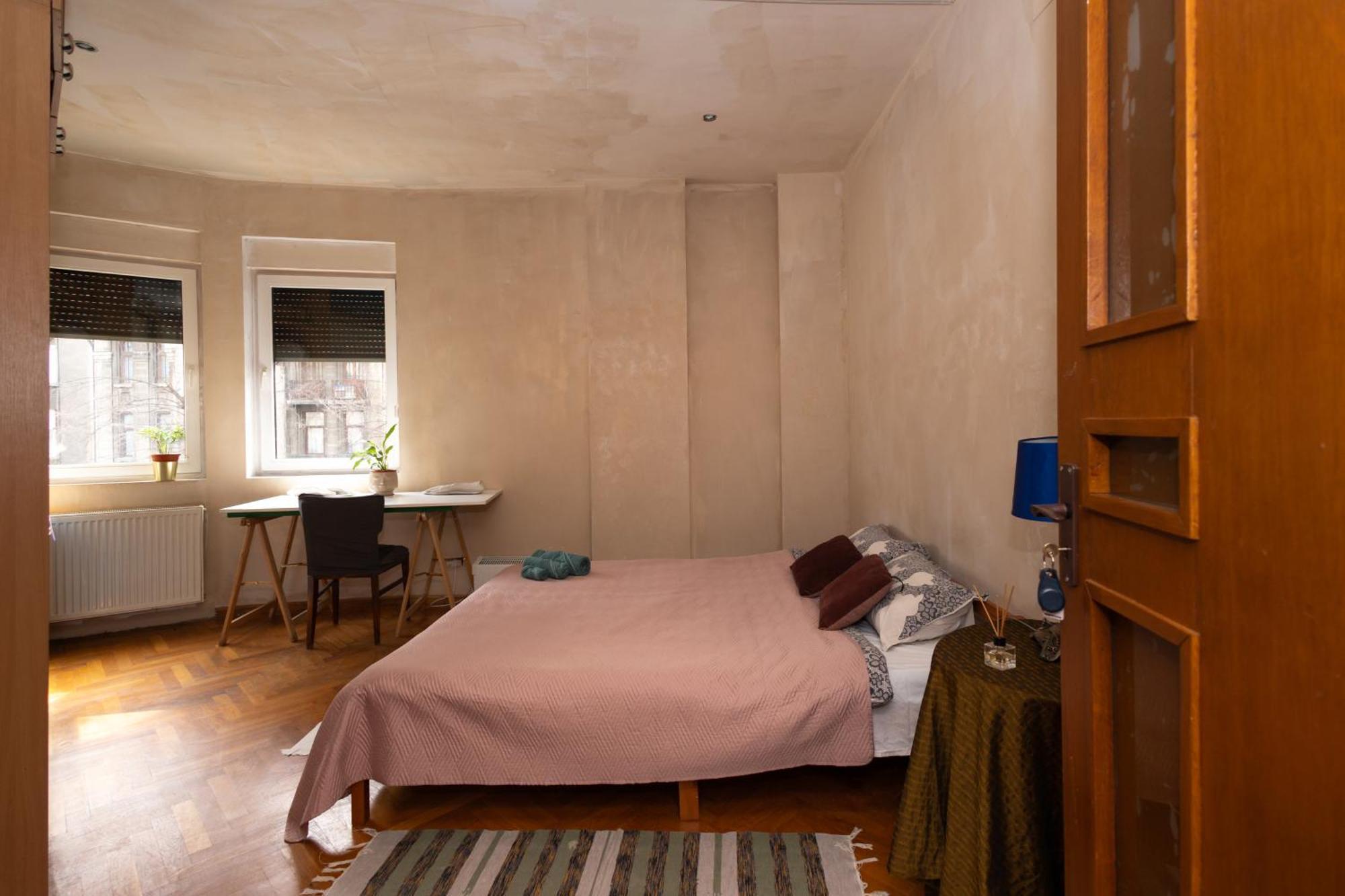 Shared Retro Vintage Luxury Apartment Bukarest Eksteriør billede