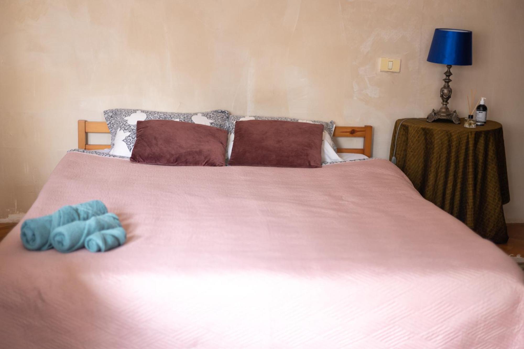 Shared Retro Vintage Luxury Apartment Bukarest Eksteriør billede