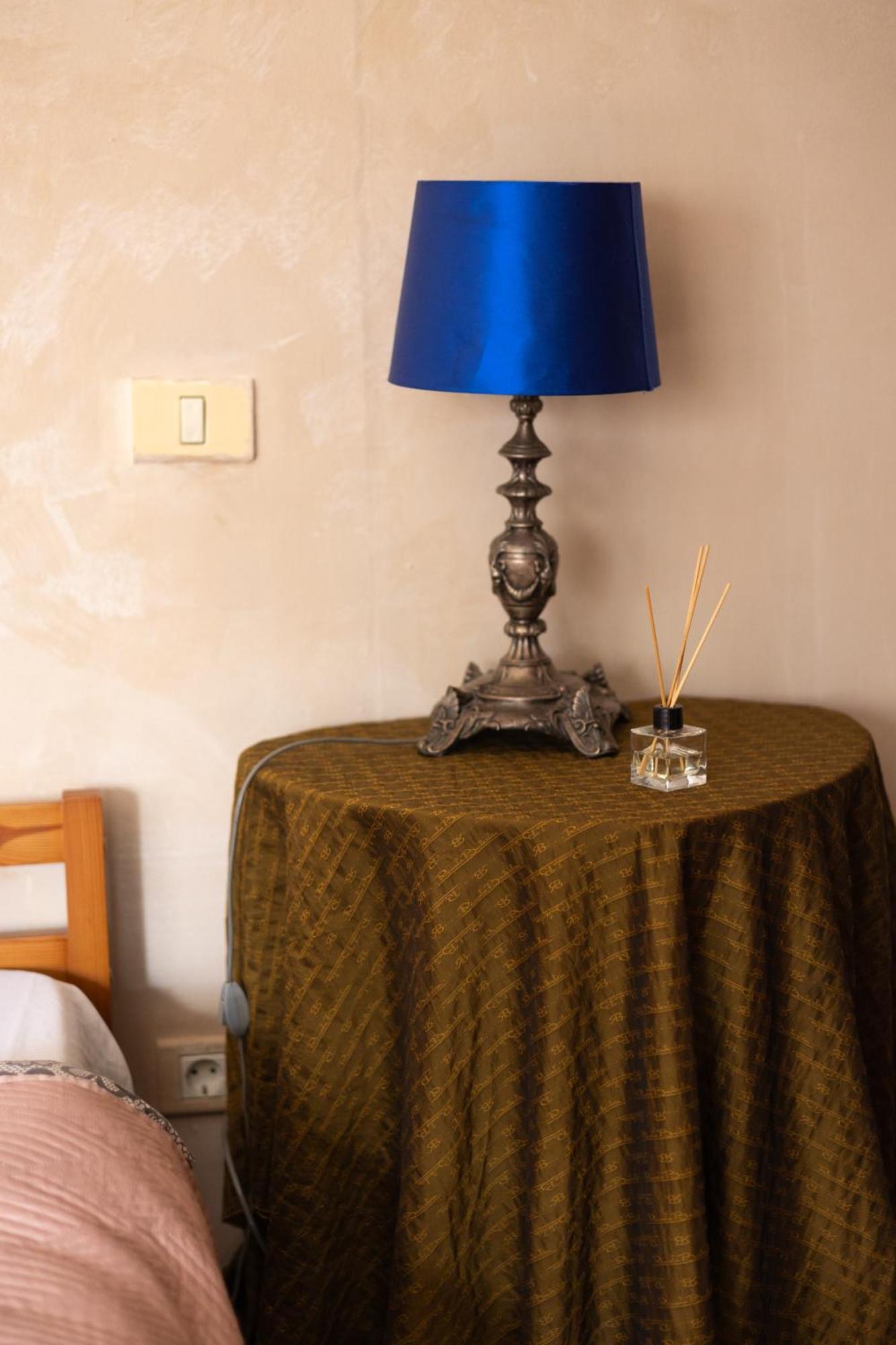 Shared Retro Vintage Luxury Apartment Bukarest Eksteriør billede